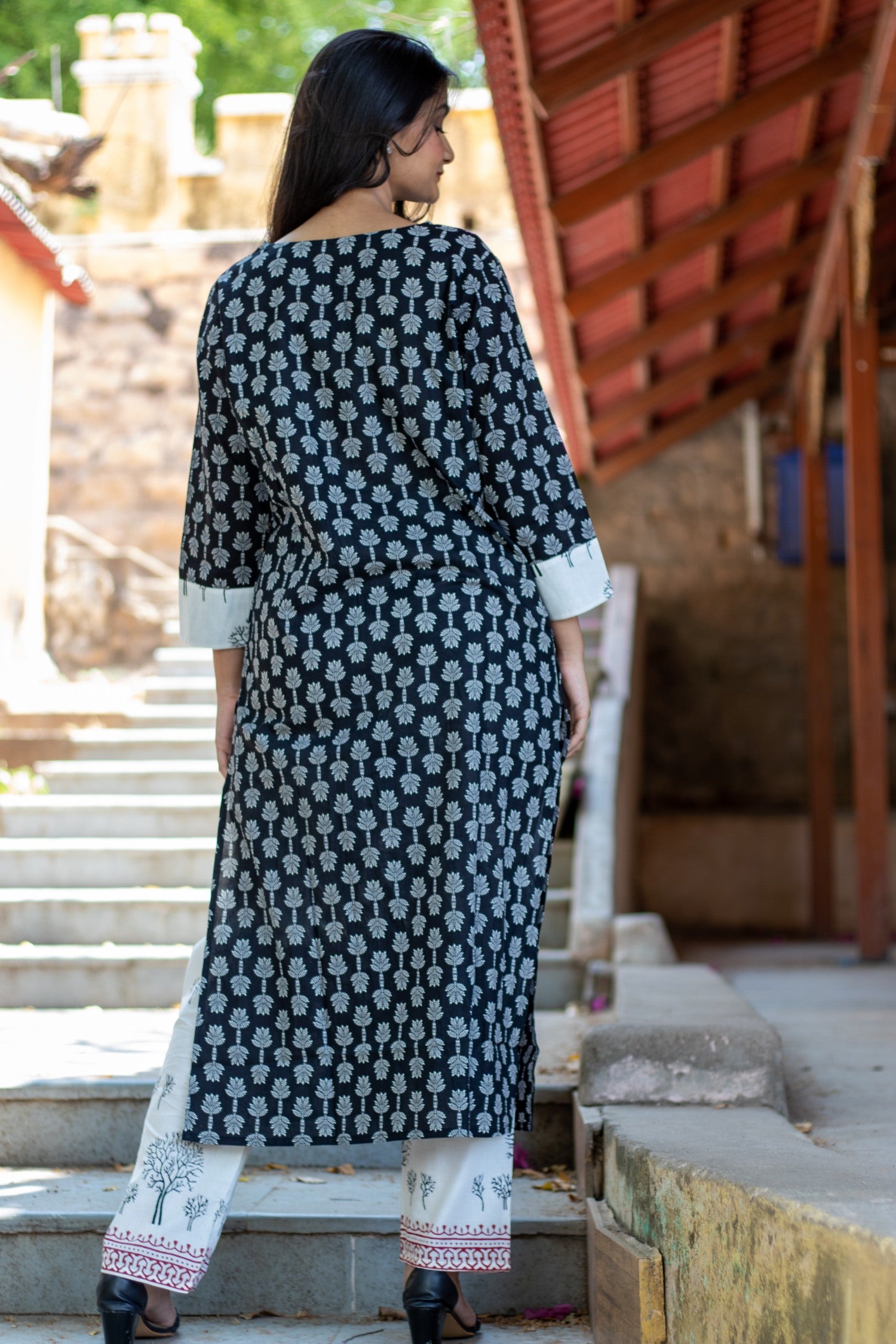 Black and White Ethnic Motif Printed Cotton Kurta and Trouser